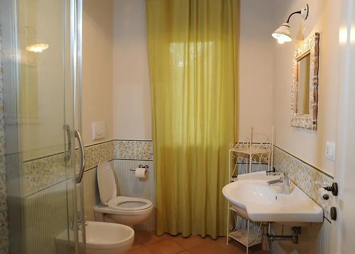 בית הארחה Very Cozy In The Center Of 3*